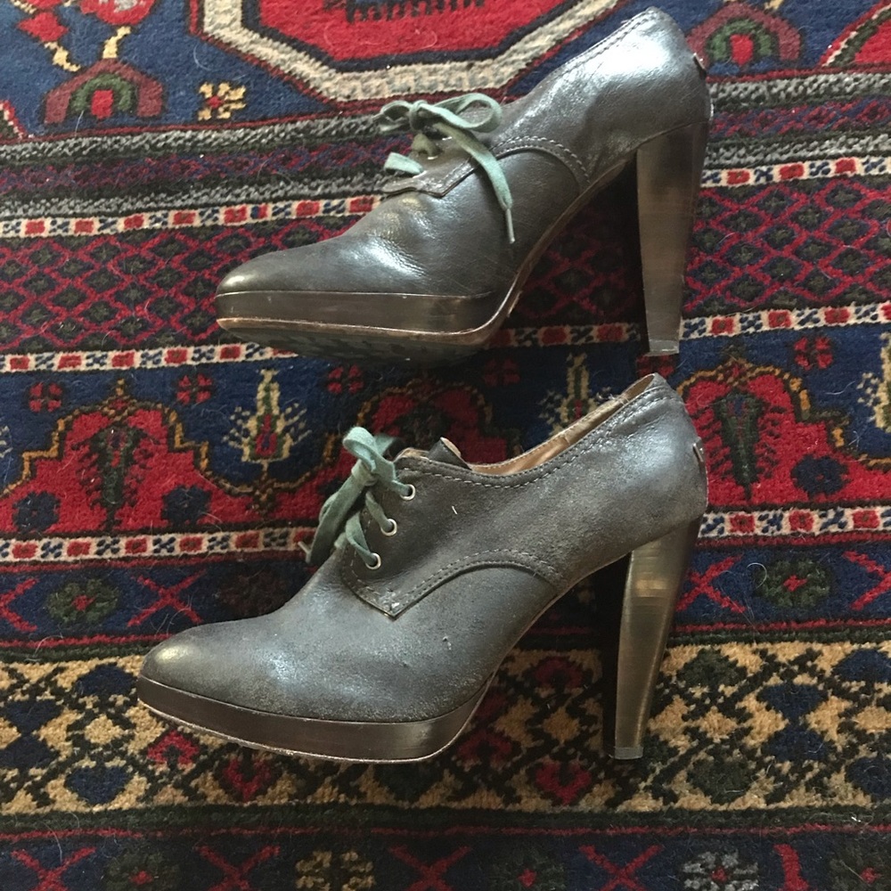 Frye Harlow Oxford heels sz 11